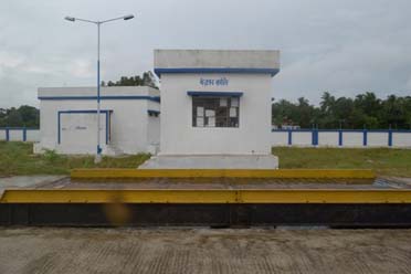 Weigh Bridge,Habibpur Krishak Bazar